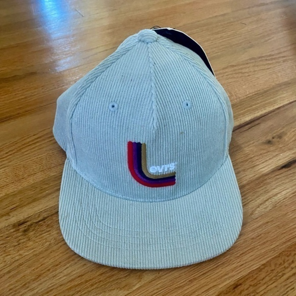 Levi's Corduroy L Capris Baseball Cap Hat 110 Flexfit Cream Logo One Size